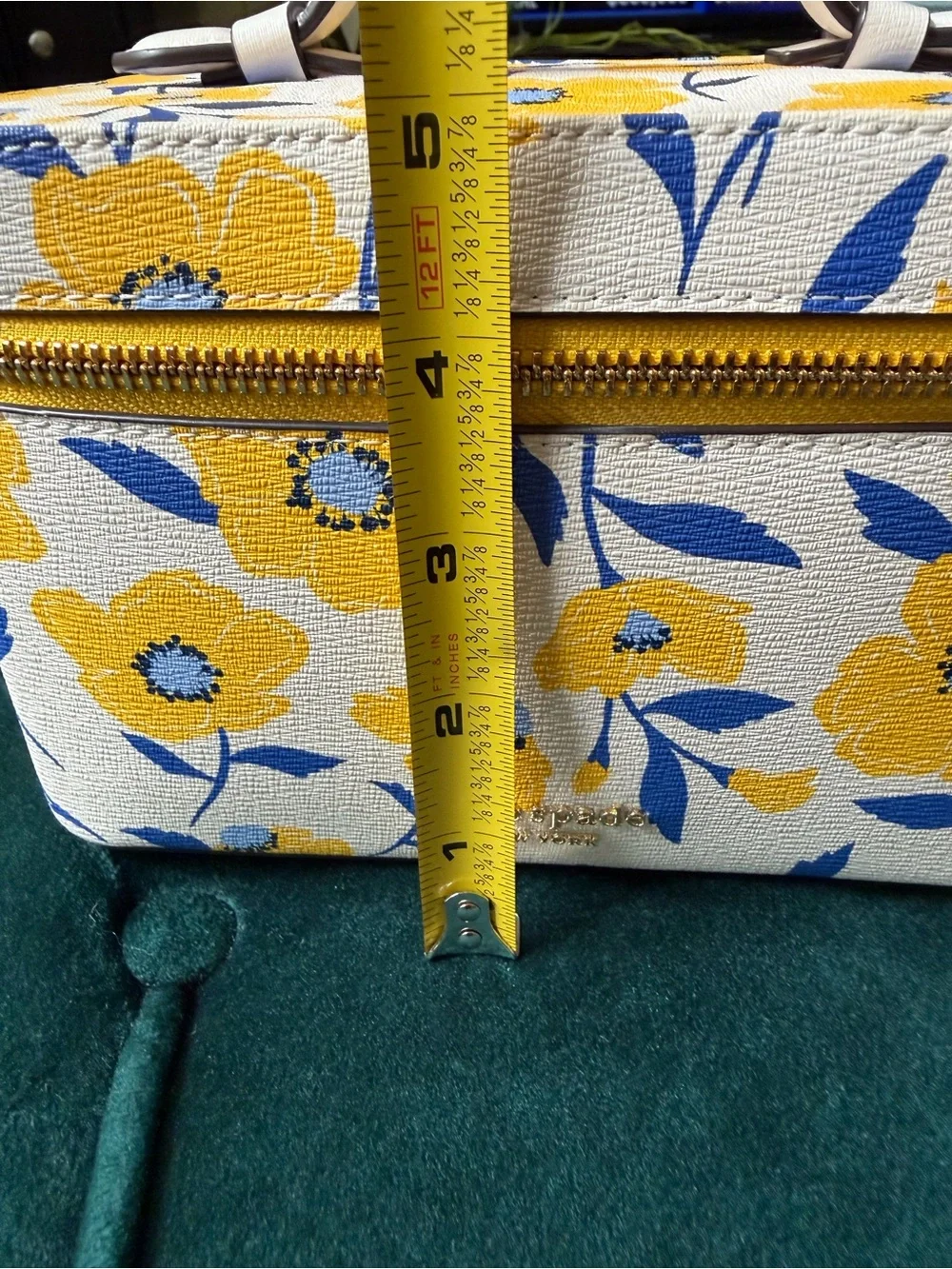 Kate Spade Morgan Sunshine Floral Vanity Kit